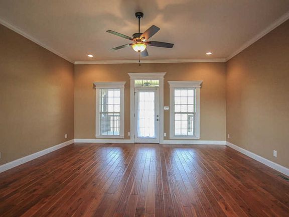 5th image of 3401 Old Plantation Way