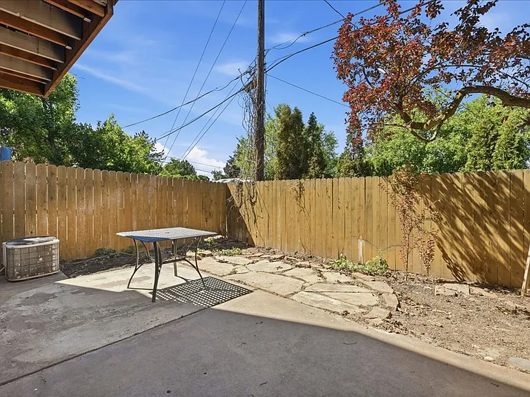 186 E Elwood Ln — Photo 30