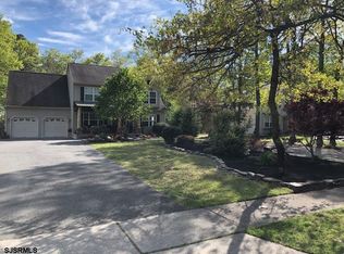 425 Dogwood Ave, Egg Harbor Township, NJ 08234