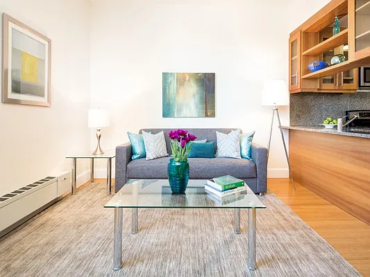 Sold by Sotheby's International Realty | media 2