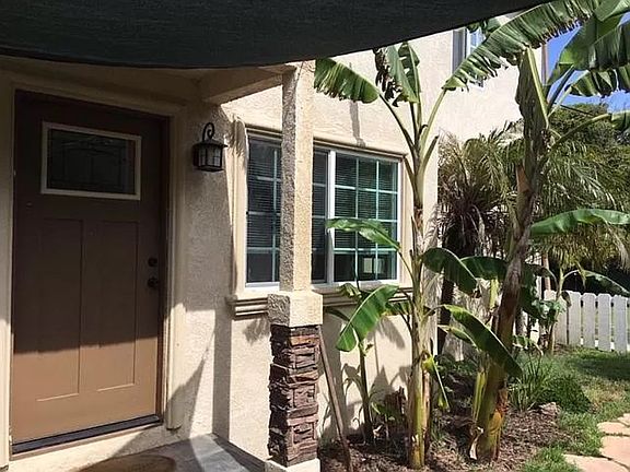 2nd image of 3674-3680 Voltaire St