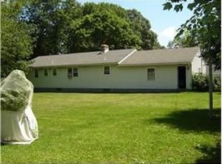 14 Farmstead Ln, Torrington, CT 06790