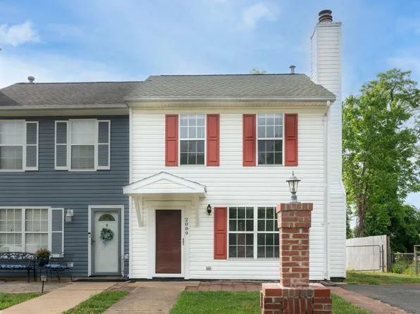2089 Commonwealth Dr, Charlottesville, VA 22901