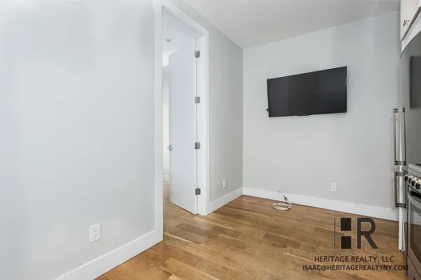 Rented by Heritage Realty LLC | media 11