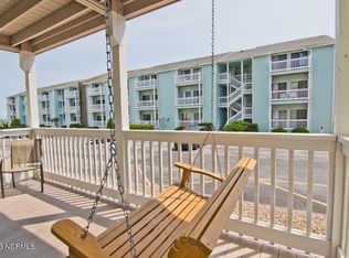 9201 Coast Guard Rd #E103, Emerald Isle, NC 28594