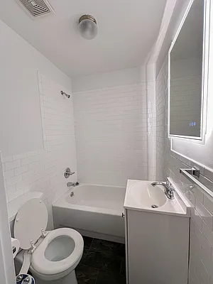 Rented by Michal Kuras, LREB | media 17