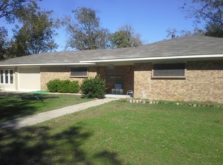 454 9th St, Somerville, TX 77879