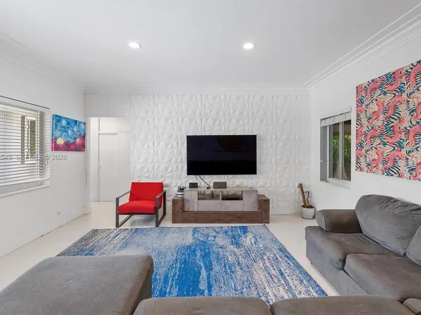 12660 Griffing Blvd, North Miami, FL 33161