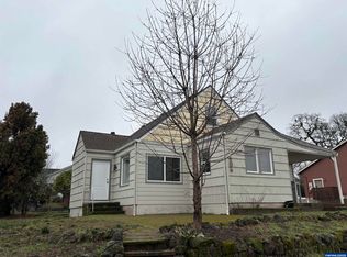 710 NE Polk Station Rd, Dallas, OR 97338