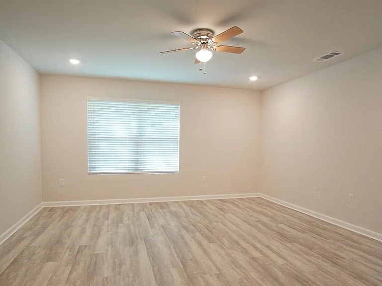 5120 Gaineswood Dr — Photo 20