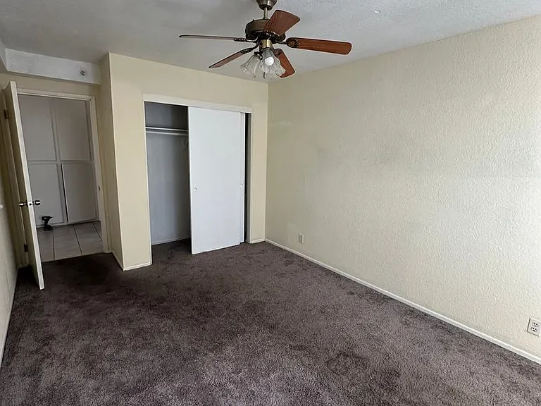 1440 Plaza Del Amo — Photo 14