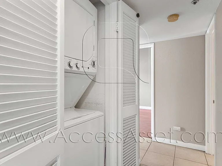 4109 Carol Dr #H — Photo 10