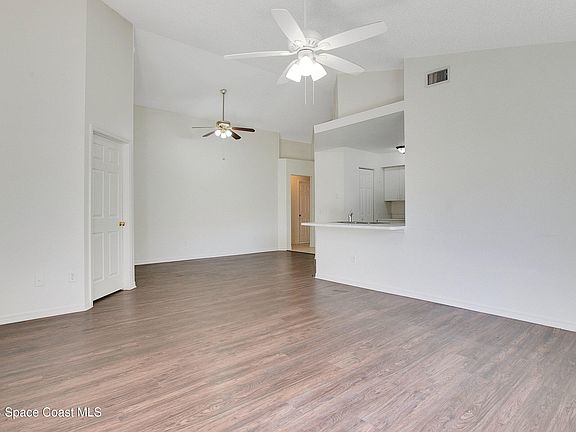 4th image of 4756 Silver Heron Dr