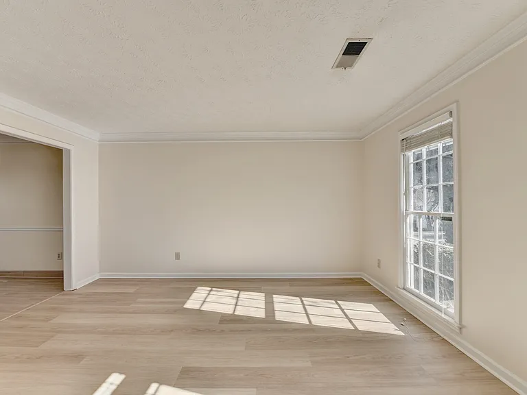 3945 Genoa Ct — Photo 15