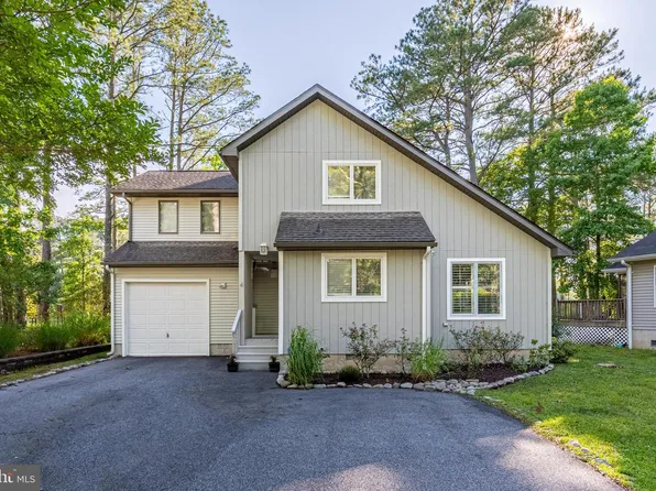 4 Oxford Ct, Ocean Pines, MD 21811