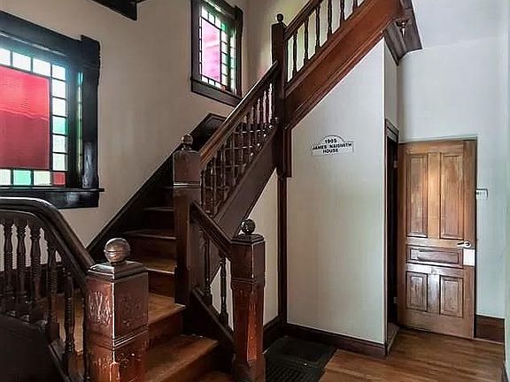 Entry Hall & Stairs