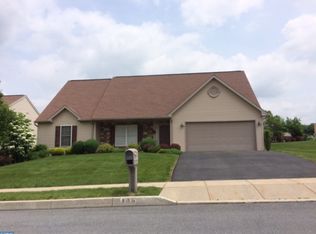109 Day Lily Dr, Sinking Spring, PA 19608