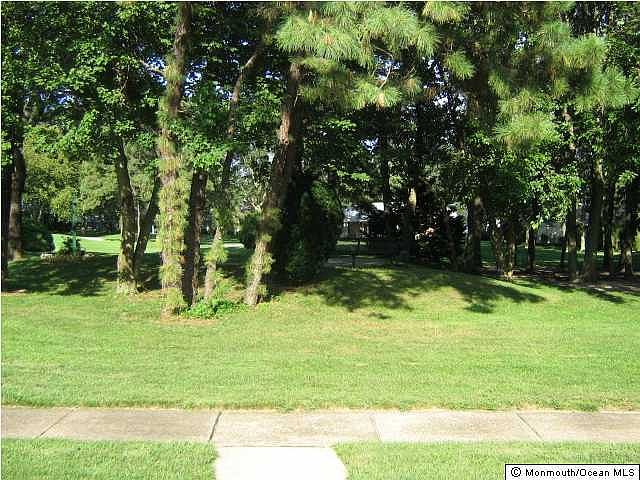 2nd image of 894 Inverness Court #C