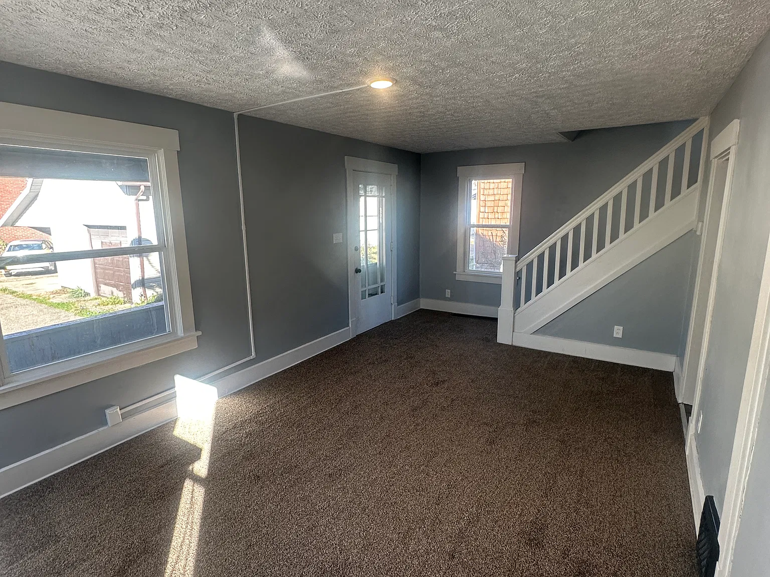 4 bed, 1.5 bath, 1300 sqft, $1,245 — Photo 3
