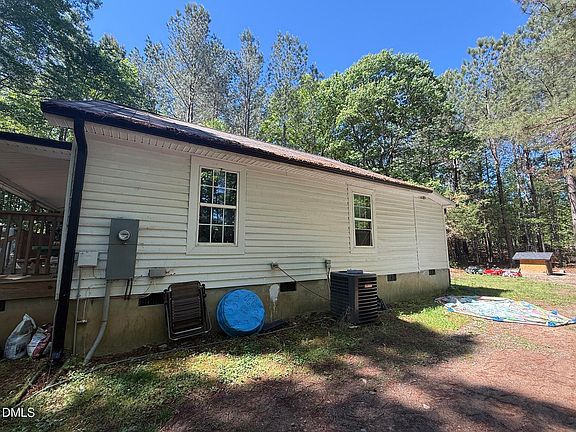 3rd image of 7703 Cornwall Rd