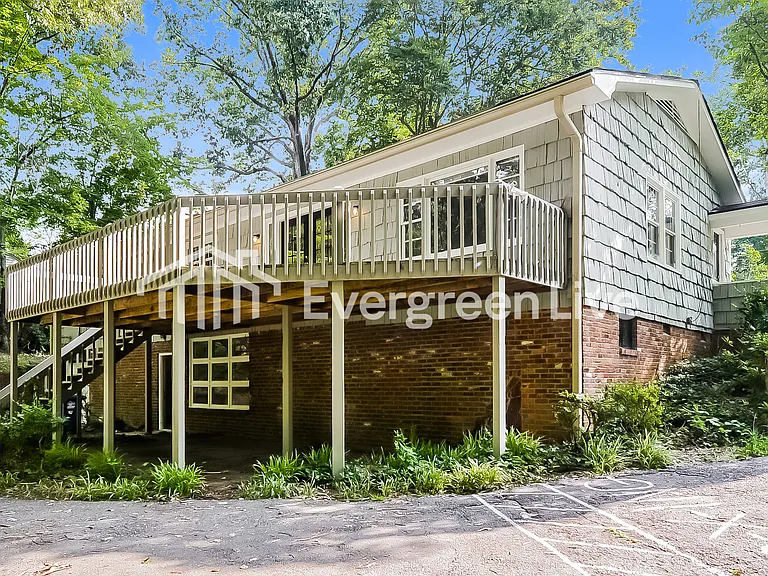 2832 Loch Dr — Photo 13