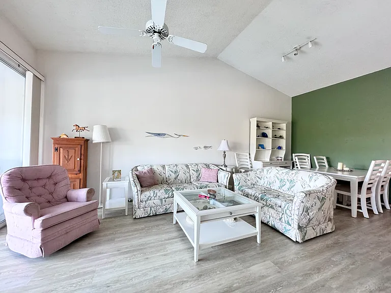 1216 Spoonbill Landings Cir — Photo 9