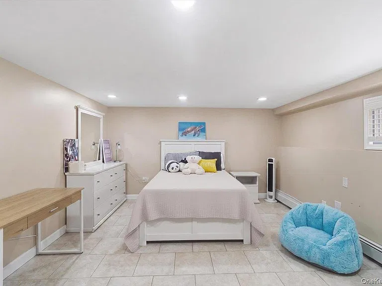 263 Oyster Bay Rd — Photo 26