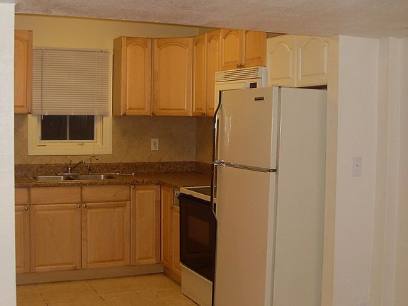 2nd image of 3768 1/2 42nd Ave N
