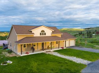 410 Rapelje Rd, Columbus, MT 59019