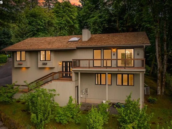 1610 Lee St, Lake Oswego, OR 97034