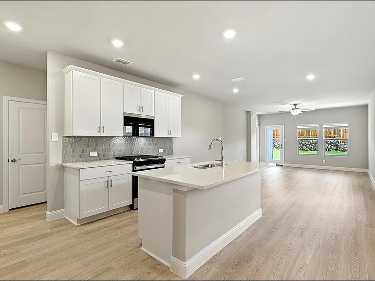 513 Willet Dr — Photo 4