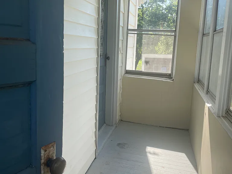 3351 S 48th St — Photo 39