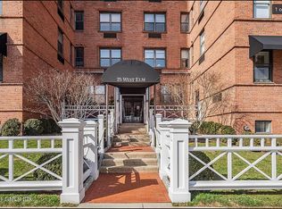 25 W Elm St APT 10, Greenwich, CT 06830