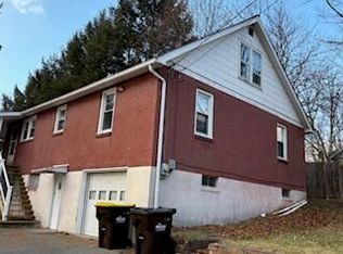 4442 Crescent St, Stroudsburg, PA 18360