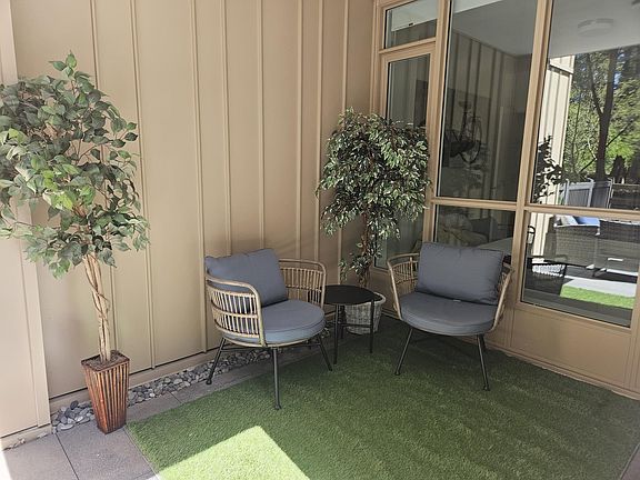 3rd image of 2325 Emery Ct #109