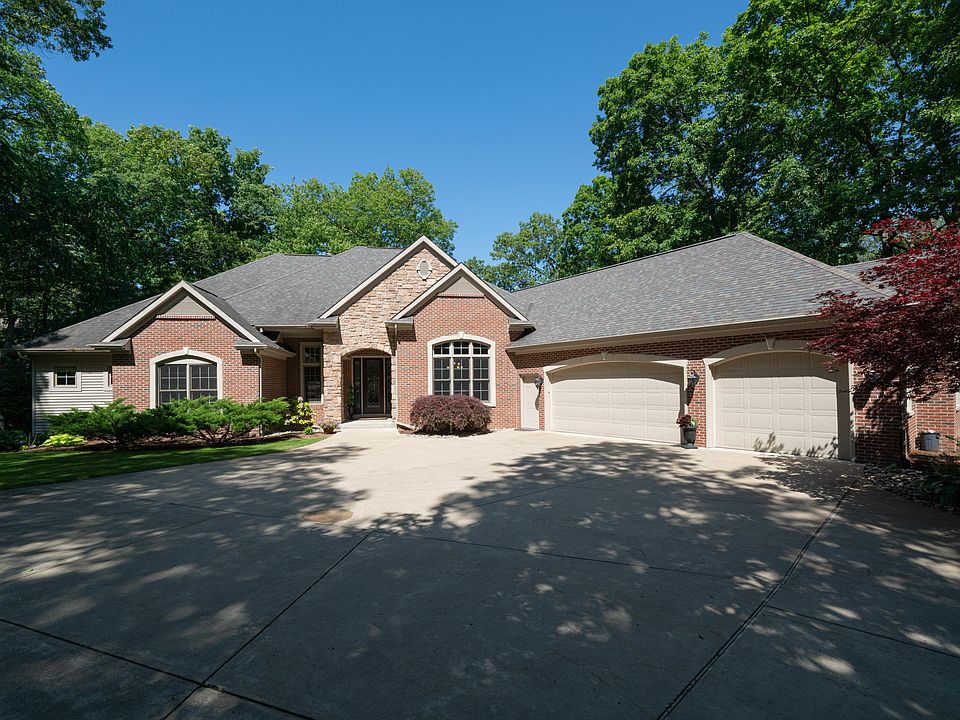 1st image of 6405 E Bay Ln