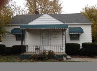 465 E Chesterfield St, Ferndale, MI 48220