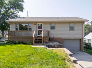 4471 Hillsdale Ave, Omaha, NE 68107