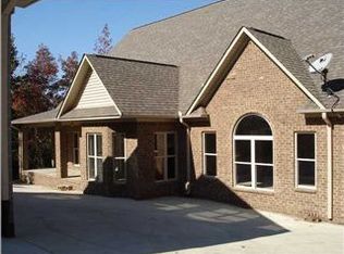 106 Rivercrest Dr, Vincent, AL 35178