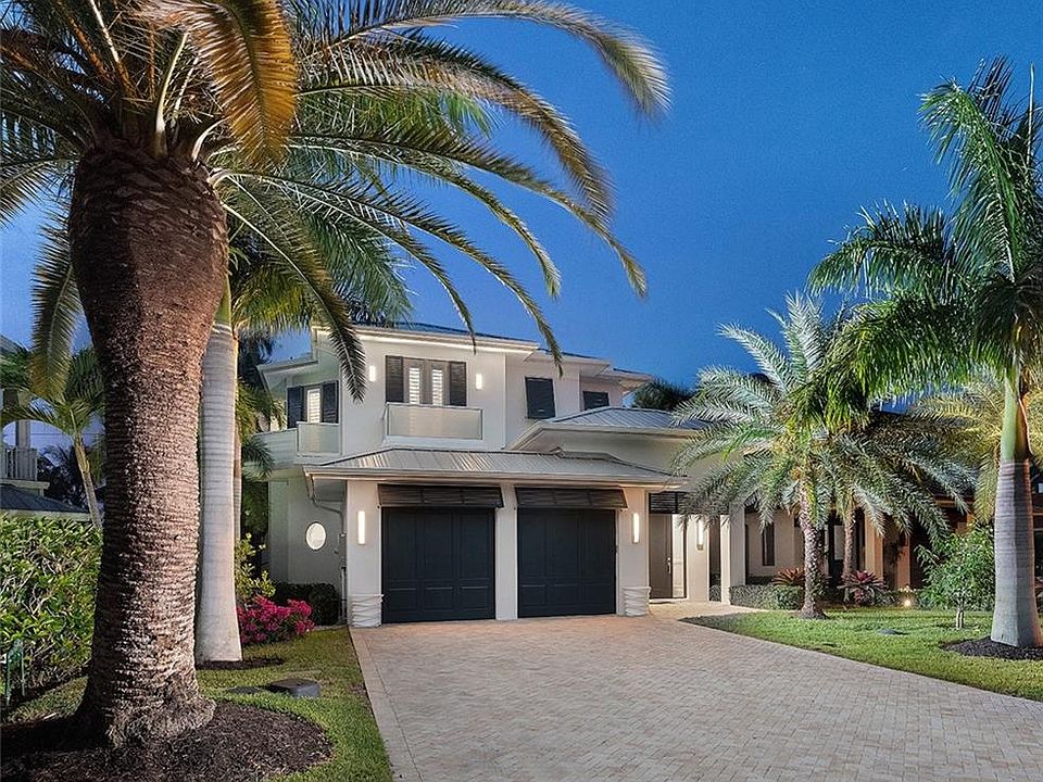 555 Fairway Ter, Naples, FL 34103 Zillow