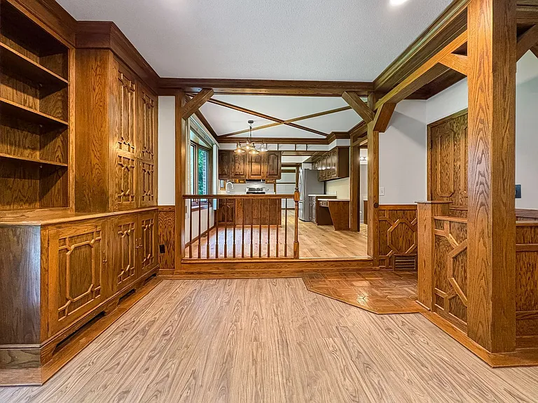 5674 Arthur St NE — Photo 3