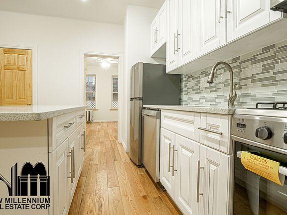 4th image of 351 16th St APT 1R