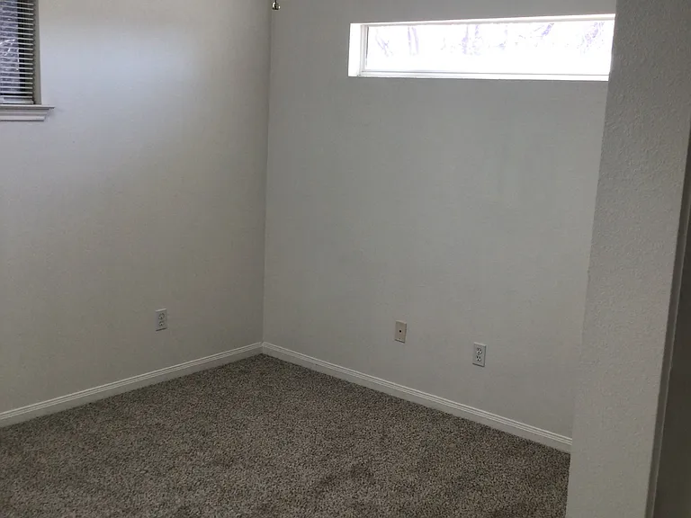 2913 Whisper Oaks Ln #A — Photo 7