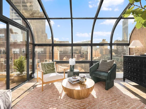 140 E 28th St APT Pha, New York, NY 10016
