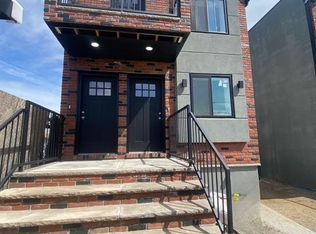 121-09 195th St, Saint Albans, NY 11413