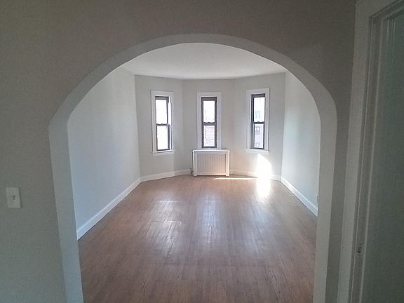 3rd image of 30 Maple Ave #D