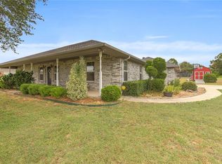 102 Buckingham Ct, Weatherford, TX 76088