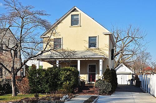 1st image of 9 Breuer Ave