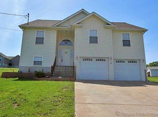 1183 Hawthorne Rd, Desloge, MO 63628