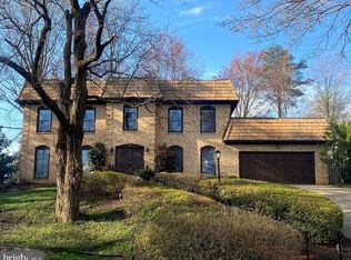 1454 Highwood Dr, Mc Lean, VA 22101